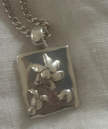 Collar Dije Cuadrado