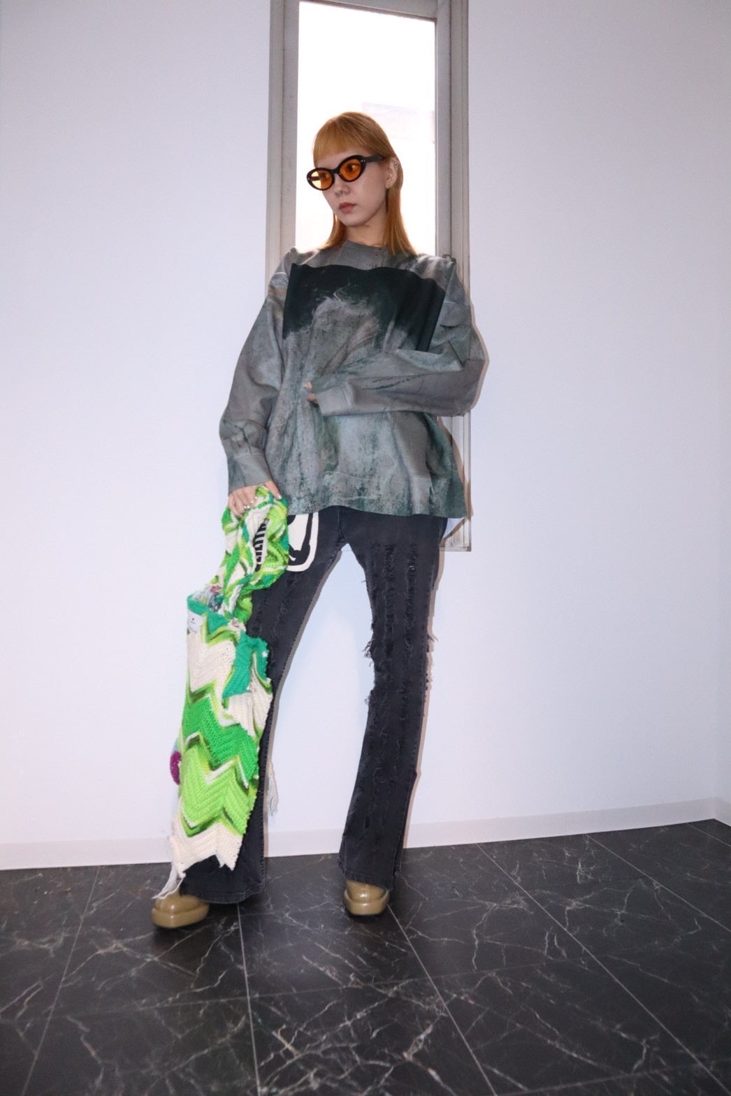 graphic sweat shirt