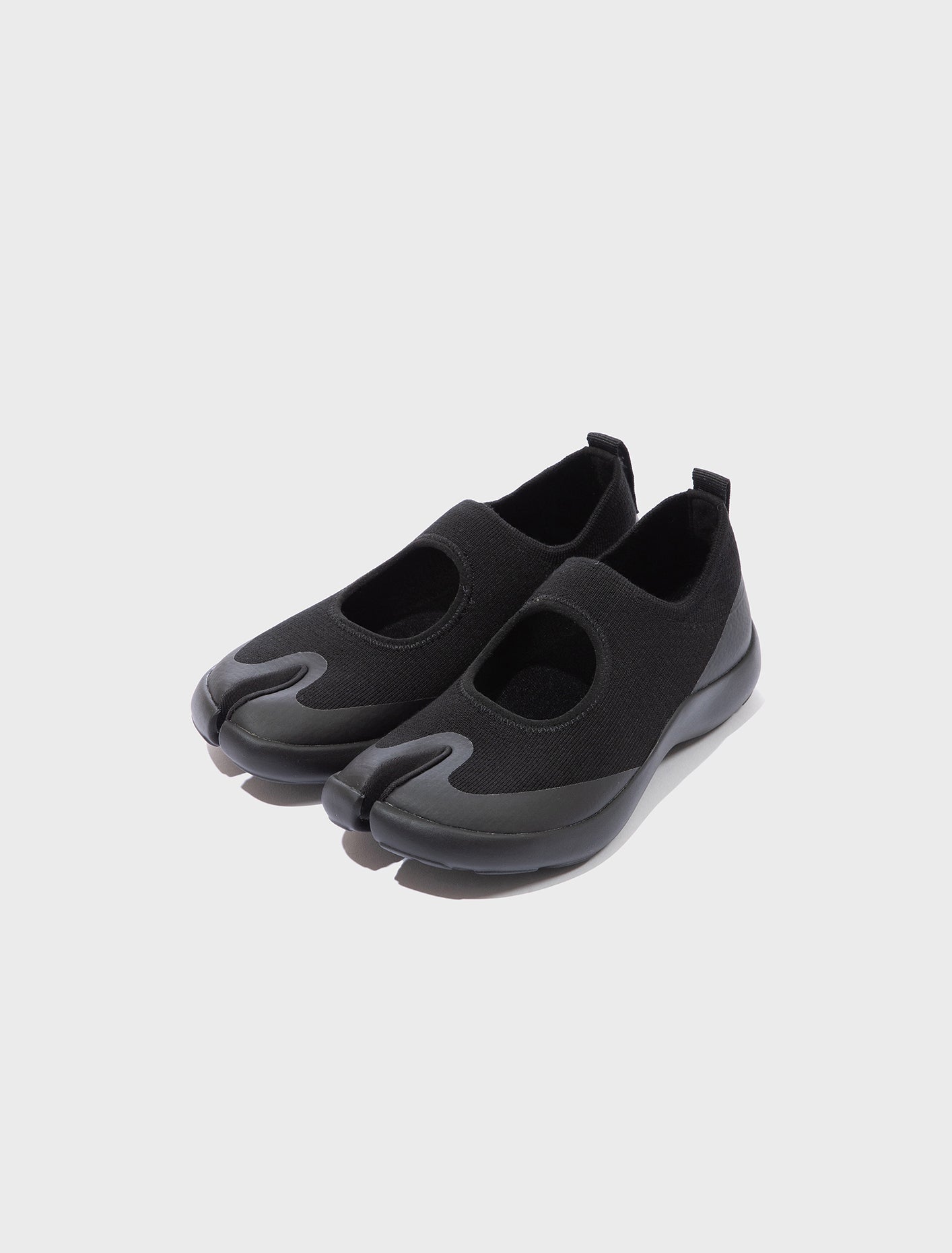 Tabi Sandal