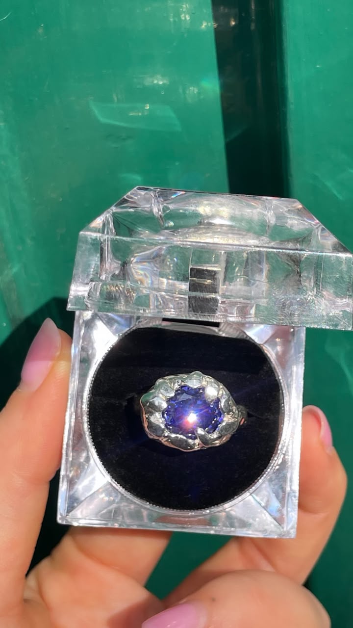 COSTUM PURPLE SILVER RING