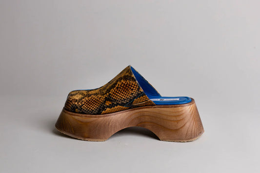 Jackie Clog